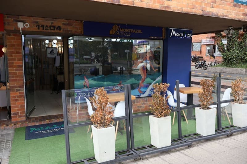 Fachada de MonteAzul Group en Bogotá Chicó